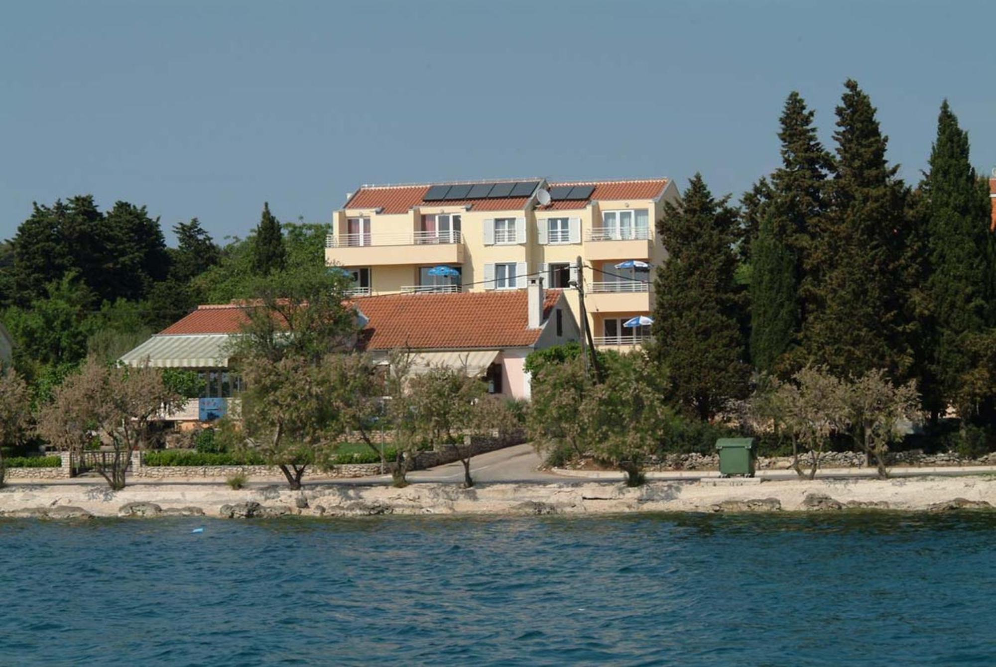 Apartmani Basioli ザダル エクステリア 写真